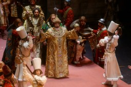 �������� ������ � ����� ��������� �� �����, � �����, � ������!..�