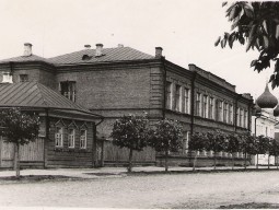 Здание Угличской женской гимназии